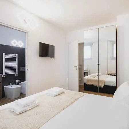Apartment Easylife - Dimora Di Lusso A In Zona Colonne