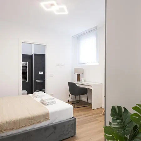Apartment Easylife - Dimora Di Lusso A In Zona Colonne