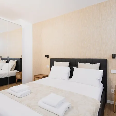 Easylife - - Circo 13 - Centro Storico Apartman *