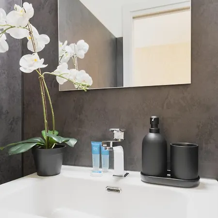 Apartment Easylife - Dimora Di Lusso A In Zona Colonne Milan