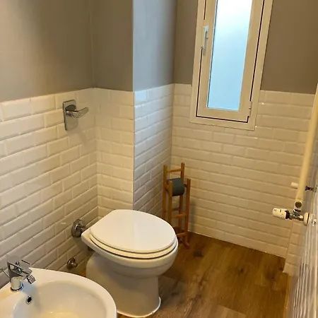 Stylish 3 Km Away From Duomo - Netflix, Wi-fi, All Comforts Included Milano