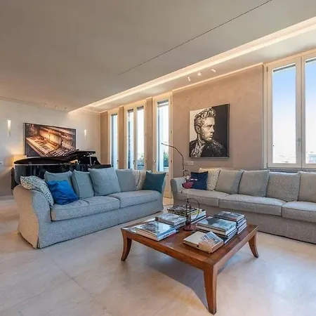 Holiday home Rooftop Elegant In Center 3br *