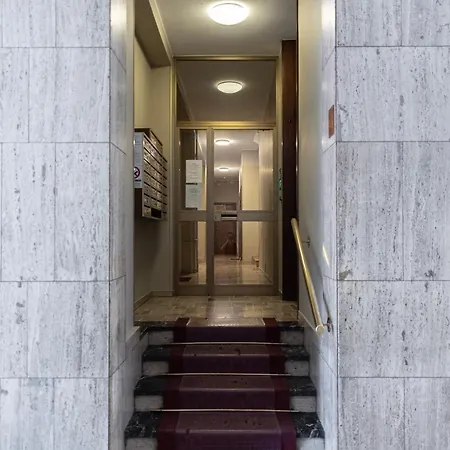 Elegante Bilocale In Corso Lodi/brenta * Μιλάνο