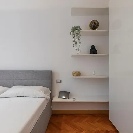 Daire Ihost Luxury Flat - Tito Livio 29 *
