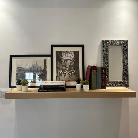 Sunny Apartment Milan