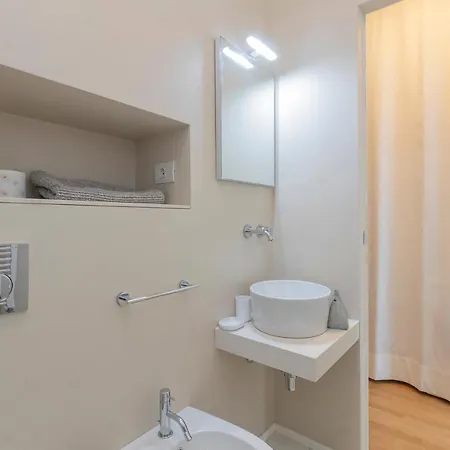 Ihost Luxury Flat - Gaudenzio Ferrari 14 Apartment *