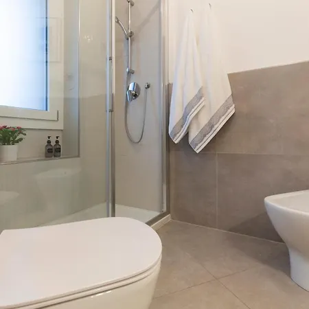 Brenta Floor - Mm3 Yellow Line * ミラノ