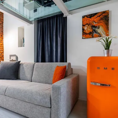 Farini Loft - Free Wifi And Netflix Appartamento *
