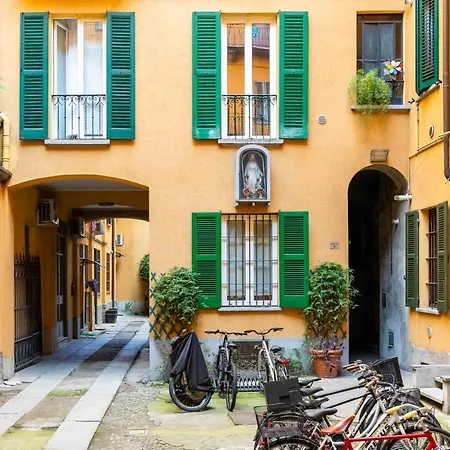 Farini Loft - Free Wifi And Netflix Apartment