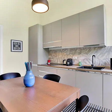 Napoli 25 - Affitti Brevi Italia * Милан