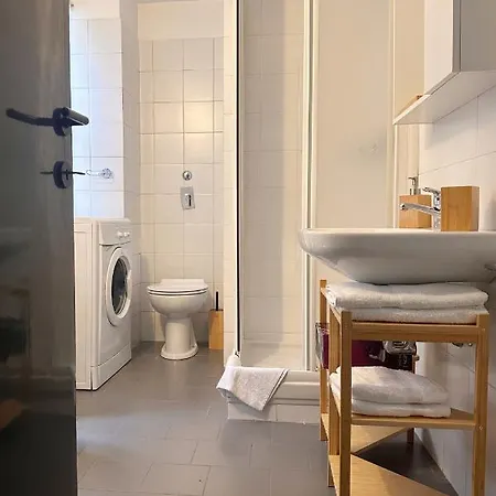 Orea Spiti - Elegant Simplicity Apartment Milan