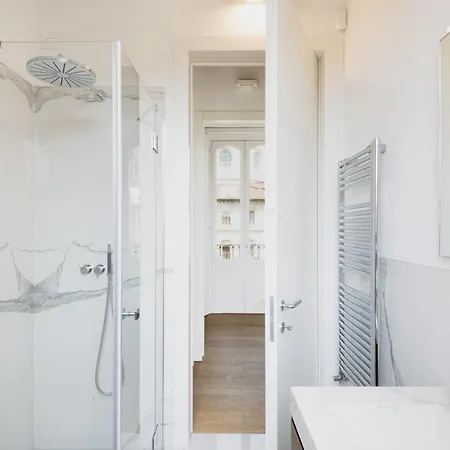 Apartment Easylife - Prestigiosa Dimora Due Passi Dal Duomo