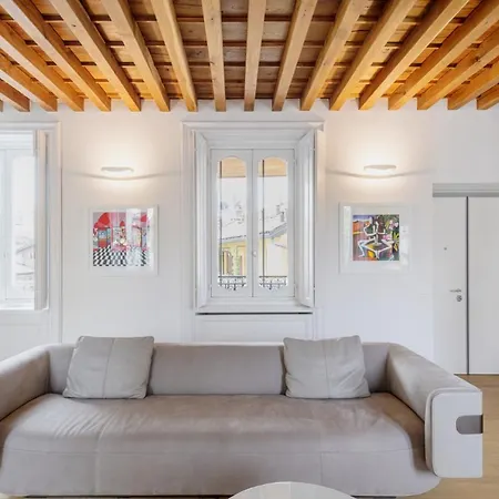 Easylife - - Piazza Santo Stefano 12 - Duomo Apartament