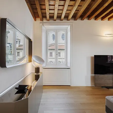 Apartament Easylife - - Piazza Santo Stefano 12 - Duomo