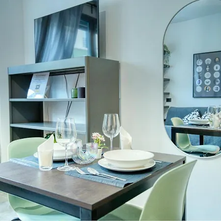Vallarsa 10 Milano