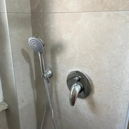 Nicole's Appartament-a 15 Min Dal Duomo * Milaan