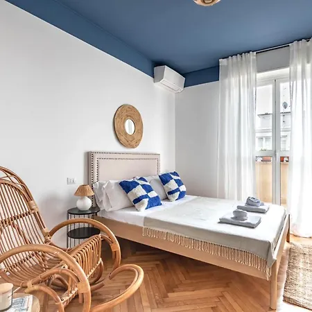 Easylife - Attico Di Stile E Comfort A P Venezia Milano