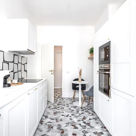 Easylife - - Galleria Buenos Aires 10 - Duomo Διαμέρισμα *