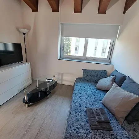 Apartamento Lux 2 Metro M2