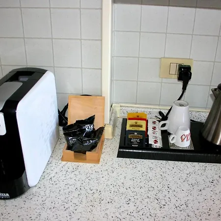 Casa Kandinsky - 10 Minuti Da Aeroporto Di Linate Milánó