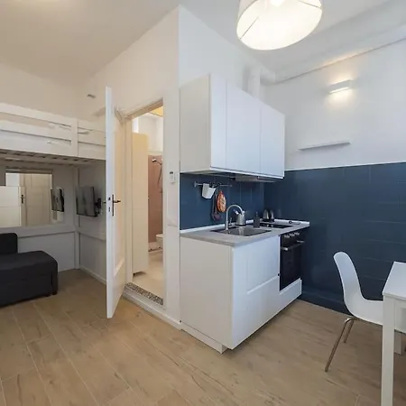 Youhosty - Accademia 53 Quinto * מילאנו