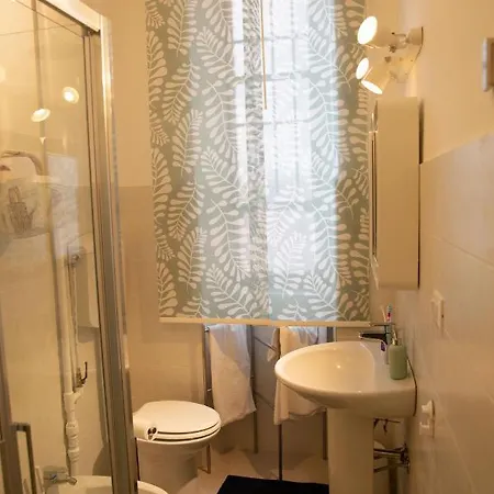The Reef- Beautiful Renovated 2-bedroom アパート