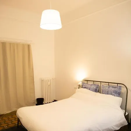 The Reef- Beautiful Renovated 2-bedroom *