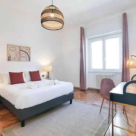 Sweett - Fontana Apartment