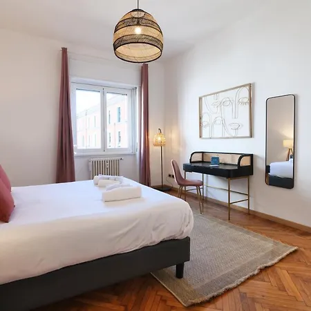 Sweett - Fontana Apartment