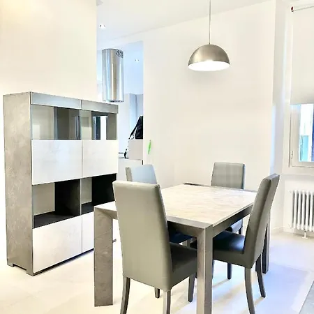 Be-c0 Luxury & Family Appartement Milaan