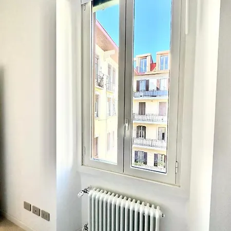 Be-c0 Luxury & Family * Milaan