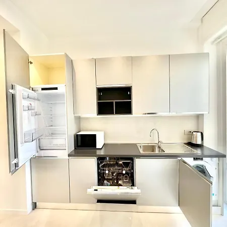 Be-c0 Luxury & Family