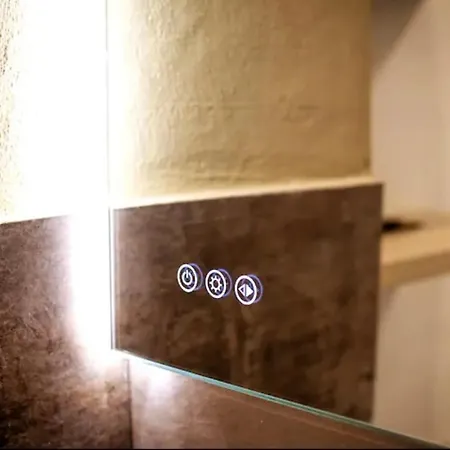 Soppalchino In Via Savona Apartment