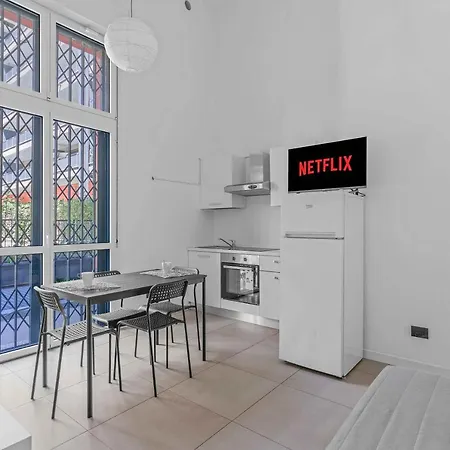 Cos54 - Exclusive With Garden In * Milán