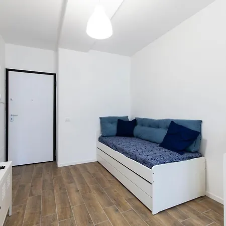 Noto 10 Apartment *