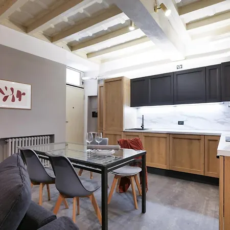 Contempora - Ampio Monolocale - Duomo - Colonne Di San Lorenzo Apartment Mailand