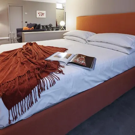 Apartment Contempora - Ampio Monolocale Medici 7 *