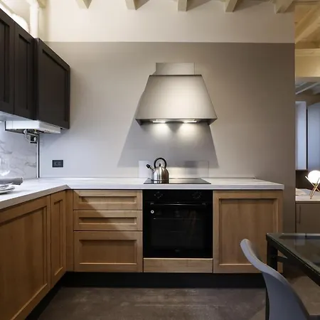 Contempora - Ampio Monolocale Medici 7 * ミラノ