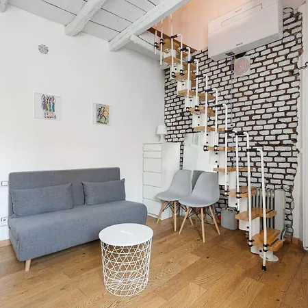 Апартаменты Gae Aulenti Cosy Милан