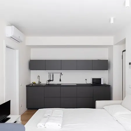 アパート Moderno Bilocale In Corso Buenos Aires ミラノ