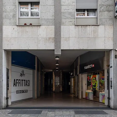 Moderno Bilocale In Corso Buenos Aires アパート ミラノ