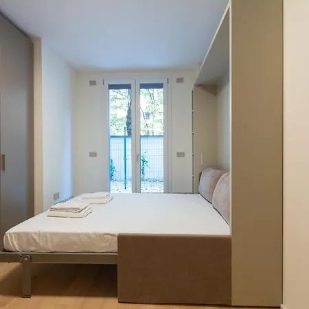 Cozy Flat With Parking