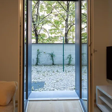 Apartment Cozy Flat With Parking