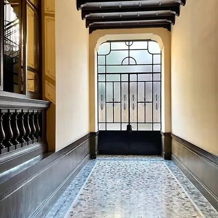 Luminoso Bilocale Con Terrazzo Milan