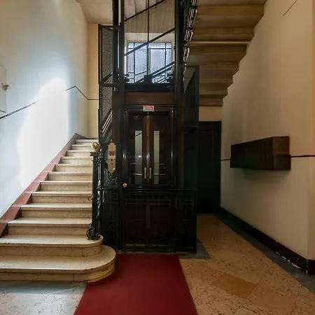 Luminoso Bilocale Con Terrazzo