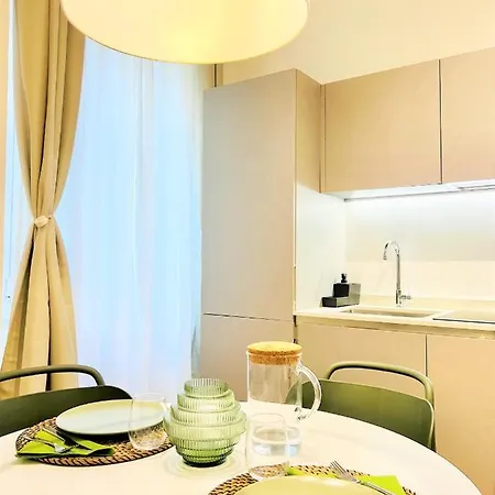 Tarra Luxury * Milaan