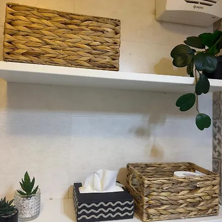 Apartamento Regina In Porta Romana 3 - Sky Tv, Wifi & Breakfast Box *
