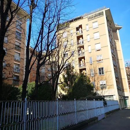 Cadolini - Secured Parking! - Duomo In 20 Min - Quiteness And Garden * Milano