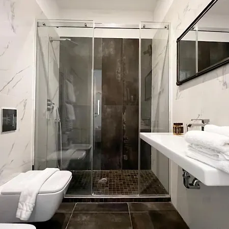 Apartament Designer Loft Stazione Centrale - Duomo *