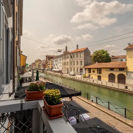 Joyful Naviglio Fortunato Apartment *